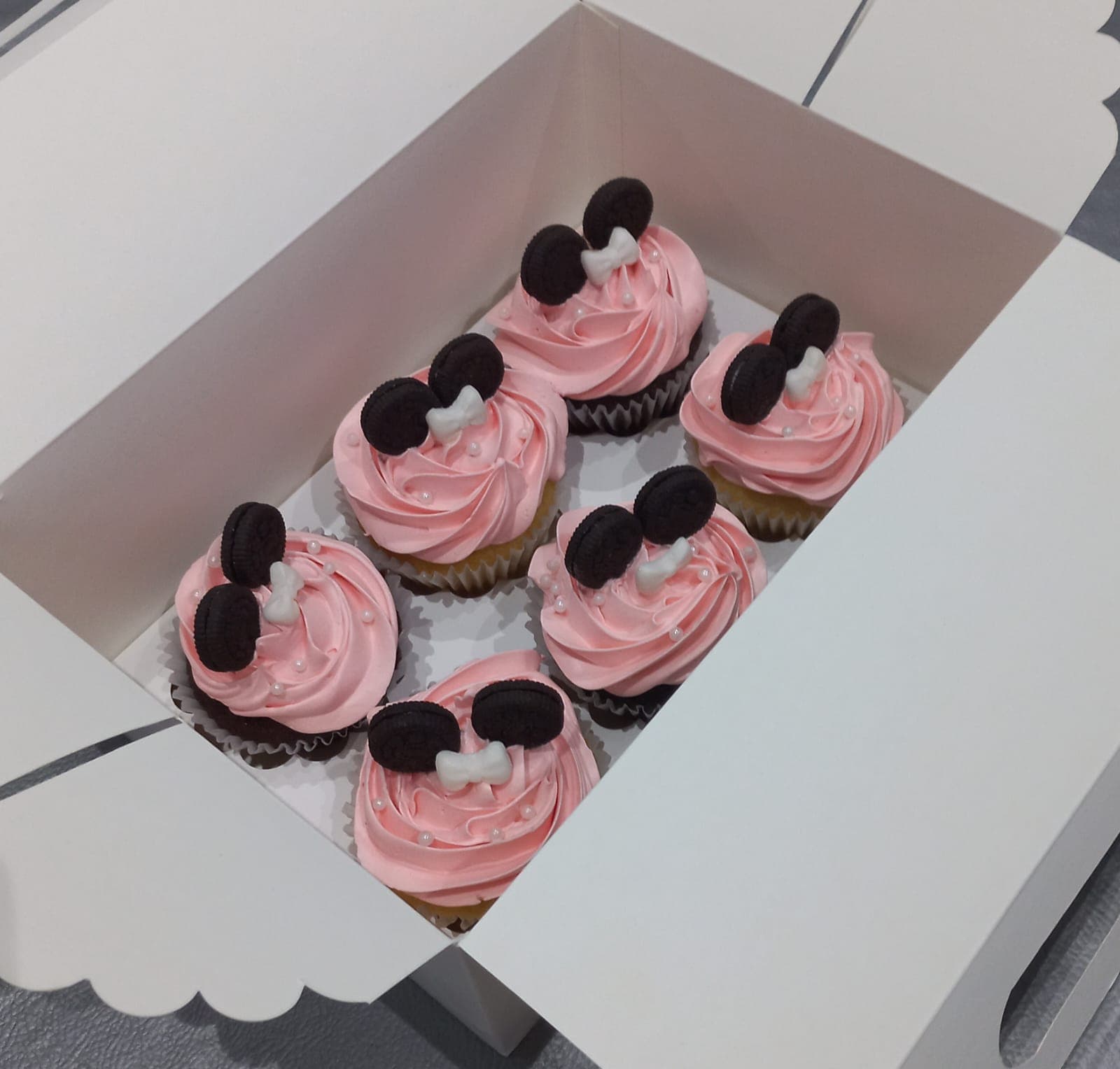 Imagen del producto Box cupcakes de mini
